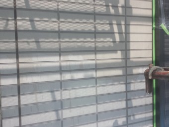 外壁塗装の下塗りをしました