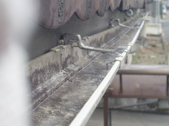 日光市H様邸、軒樋の歪み