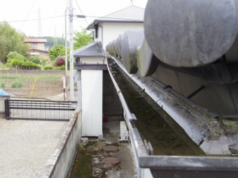 日光市、雨樋現調、雨水の溢れ