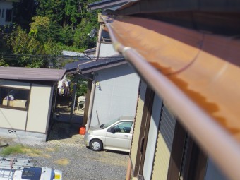 芳賀町、大屋根、南面の軒樋
