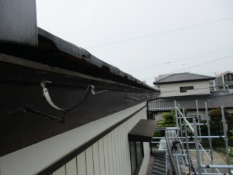軒樋を取り外しました