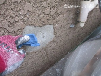 モルタル接着増強剤を塗布しました