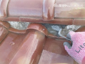 漆喰の詰め増し中です