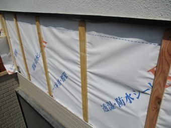 透湿シートを貼りました