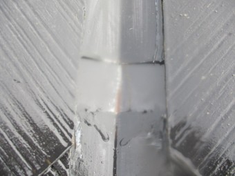 谷樋の破損箇所です
