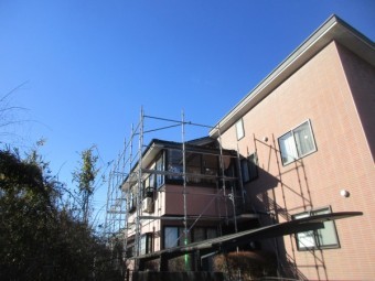 日光市の火災保険適応の雨樋工事の着工です