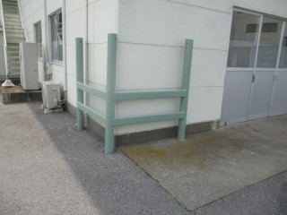 施工後の車ガードの状態です