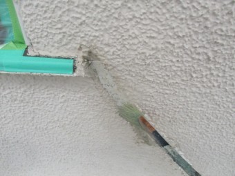 プライマー塗布中です