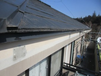 軒樋と軒樋金具を撤去しました