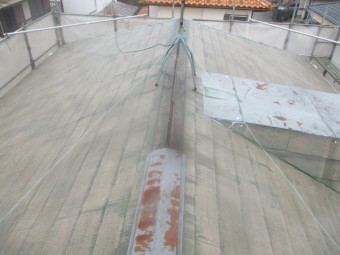 洗浄後の棟板金の状態です