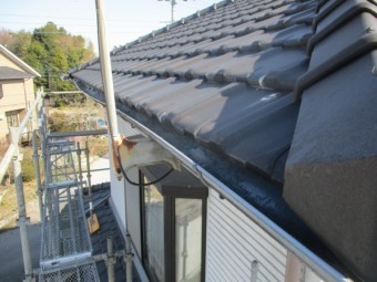 軒樋の破損箇所です