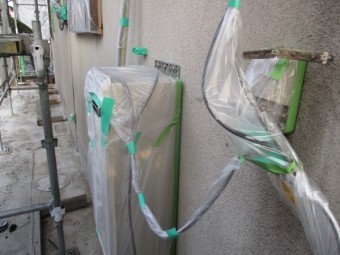 1階の給湯器周りの養生が終了しました