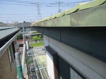 金具と軒樋を撤去しました