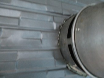 煙突の穴を加工しました