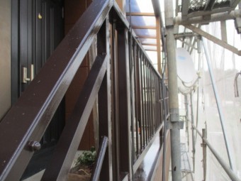 ベランダ手摺塗装の完工です