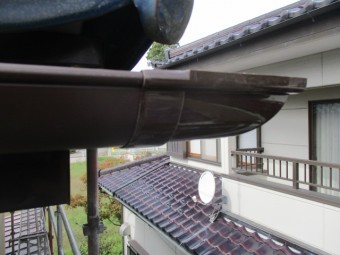 出隅を取り付けました