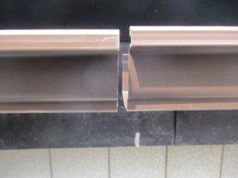 軒樋を突き合わせで繋ぎます