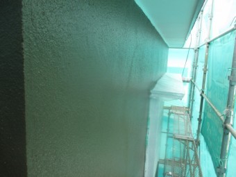南と西面の外壁塗装が終了しました