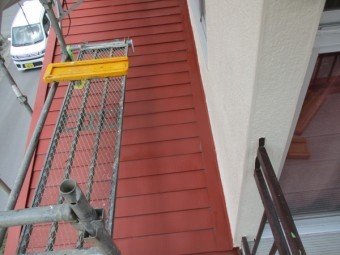 1階屋根の錆止め塗装が終了しました