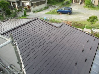 1階東面の上塗りが終了しました