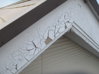 破風の劣化箇所です