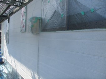 窯業系外壁の下塗りが終了しました