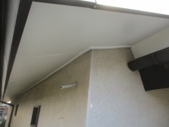 軒天重ね貼りの完工です