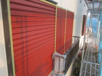 雨戸戸袋のさび止め塗装が終了しました