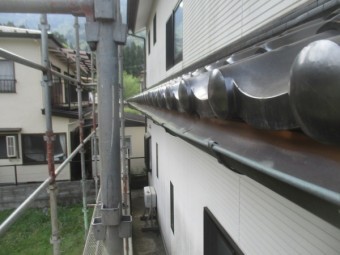 北面の破損箇所です