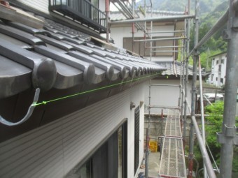 糸を張りました