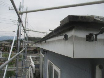 軒樋を撤去しました