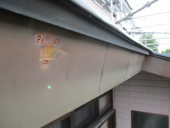軒樋を撤去しました
