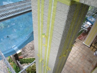 1階の柱の養生です