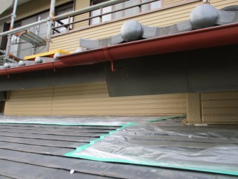 玄関上の外壁の塗装が終了しました