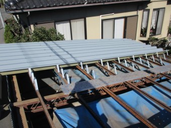 金具の取り付けが終了しました