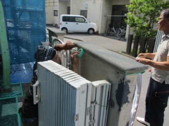 門塀の養生中です
