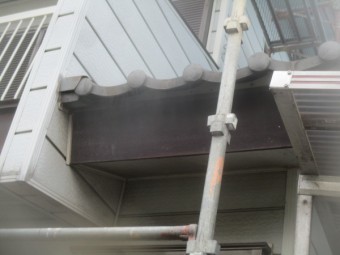 軒樋を撤去しました