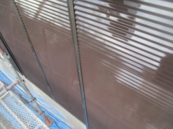 雨戸の塗装が終了しました