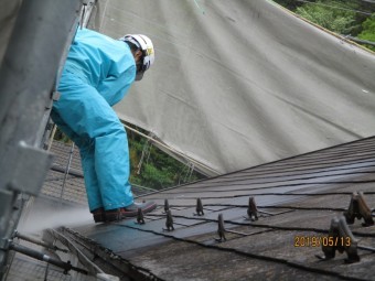 宇都宮市K様、屋根高圧洗浄