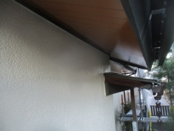 軒天との取り合いが完工です