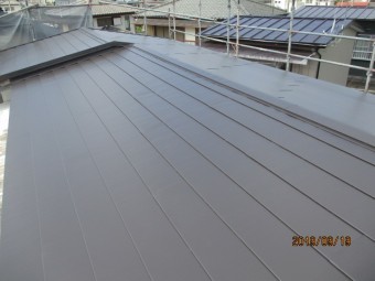 屋根カバー工事が完工しました