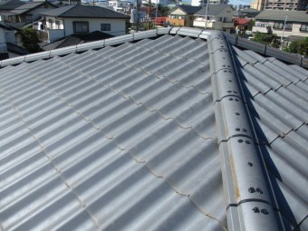 大屋根のラバーロッツク工事が終了しました