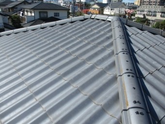 大屋根のラバーロッツク工事が終了しました