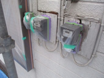 電気メーター周りの養生をしました