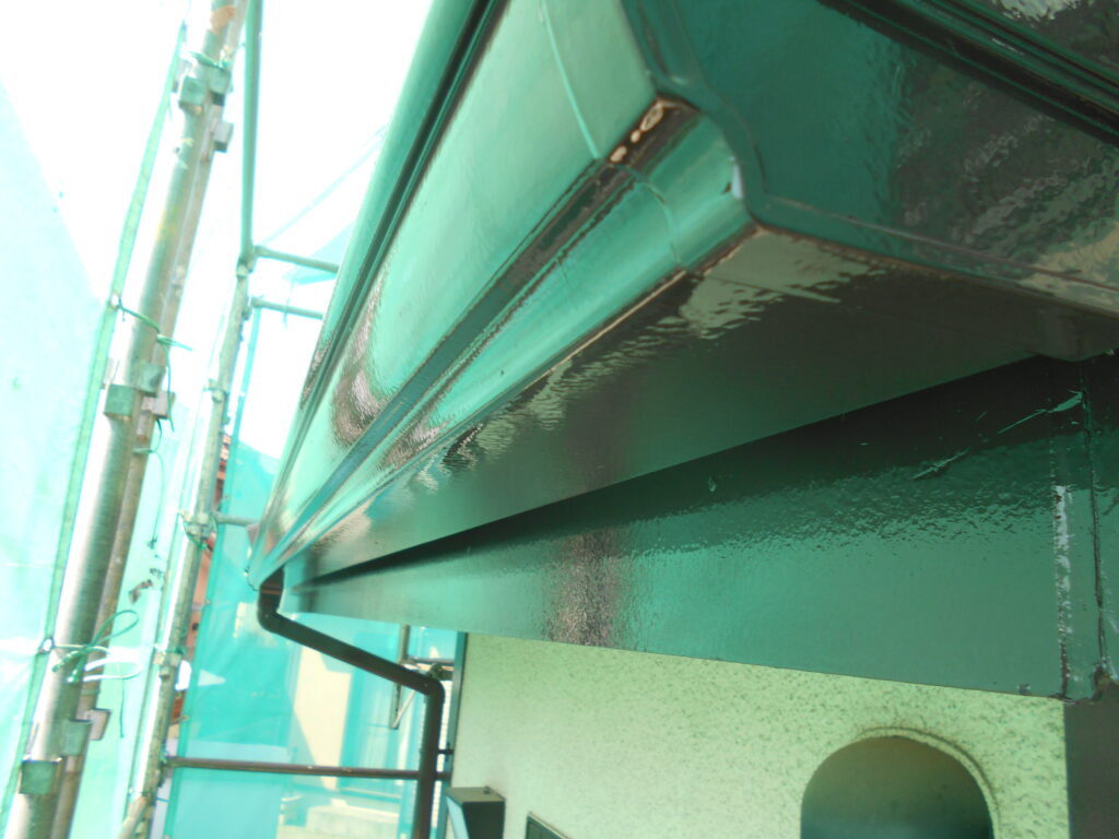 雨樋中塗り終了