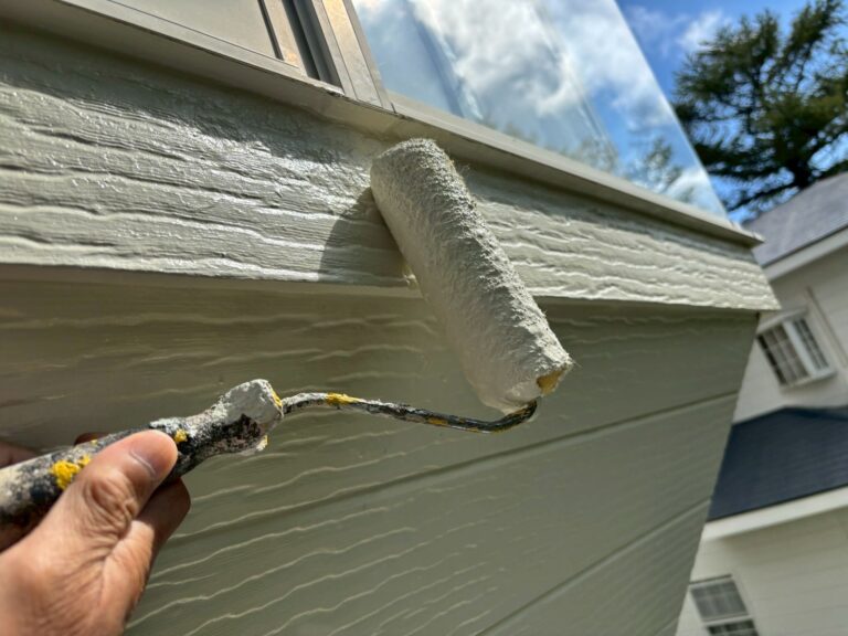 中塗り塗装中です