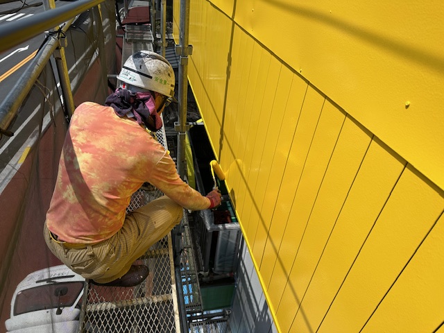 宇都宮市の外壁工事でケイカル板製の軒天塗装をしました