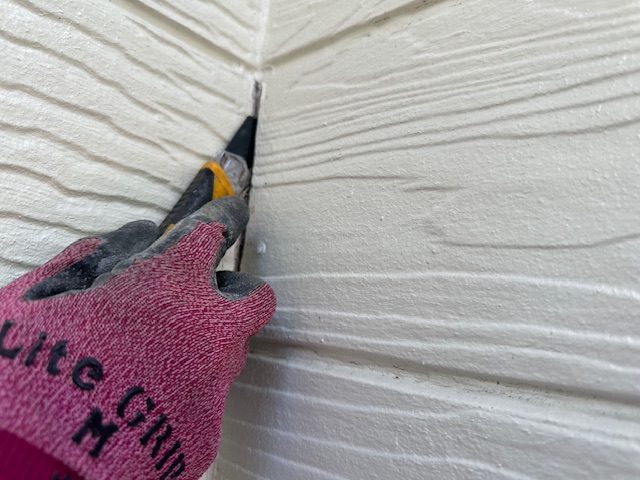 補修個所の解体中です