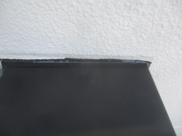 繋ぎのシーリング終了です