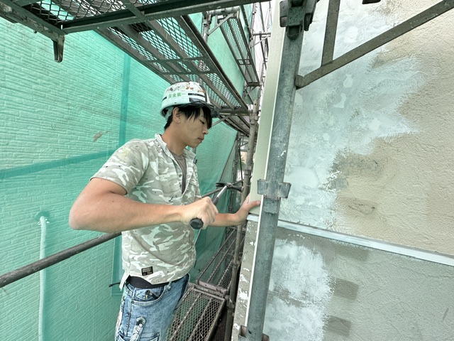 さくら市外壁塗装　付帯工事パラペット出隅補修　錆止め水切り　養生